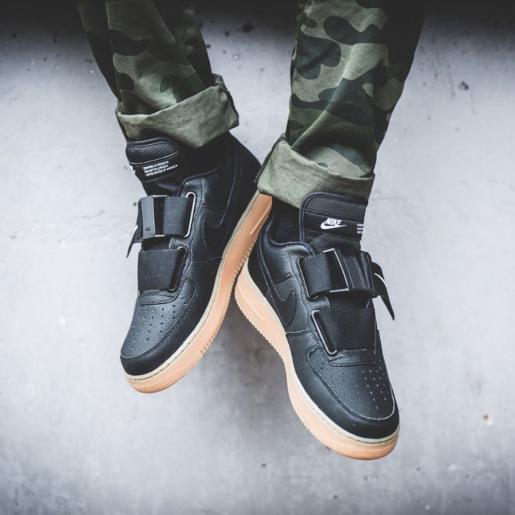 Nike air force 1 2024 utility qs on feet